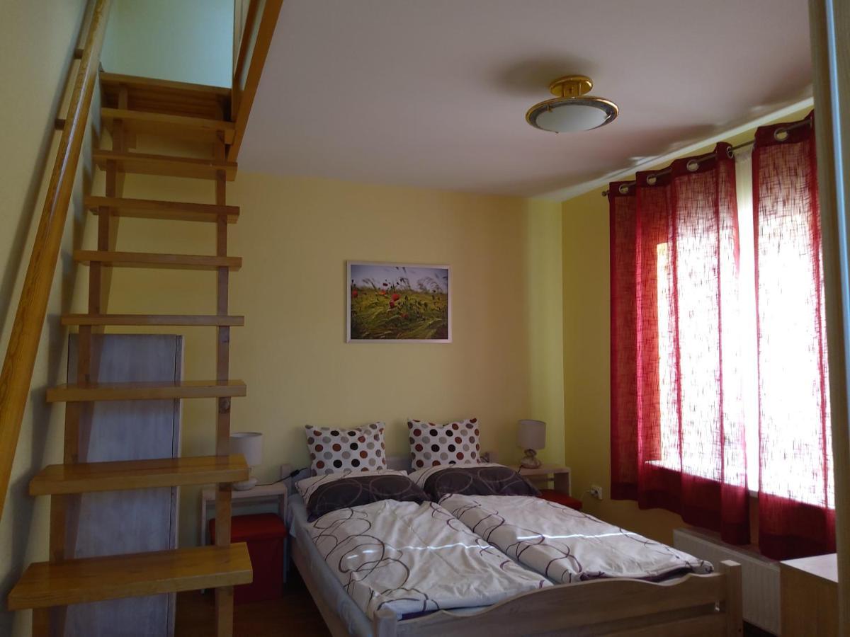 Apartamentai Geguciu Gatveje Klaipeda Exterior foto
